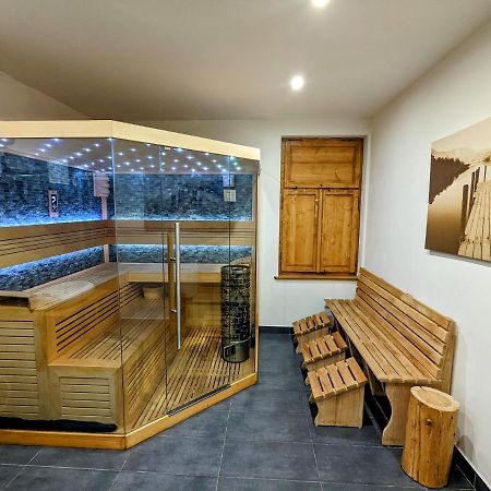 Chalupa kde bejval krám ★ sauna ★ kulečník ★ pinec Vysoké nad Jizerou Esterno foto