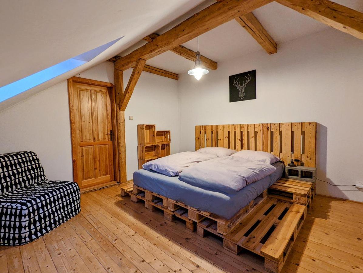 Chalupa kde bejval krám ★ sauna ★ kulečník ★ pinec Vysoké nad Jizerou Esterno foto