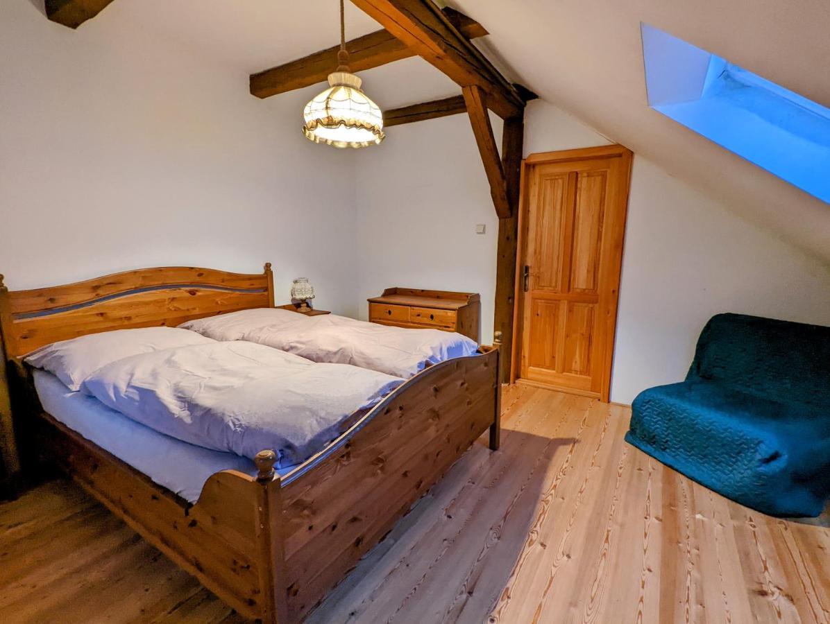 Chalupa kde bejval krám ★ sauna ★ kulečník ★ pinec Vysoké nad Jizerou Esterno foto